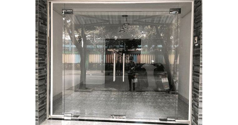 Làm Cửa Kính Cường Lực Q7, Q8, Bình Chánh - Thi Công Nhanh