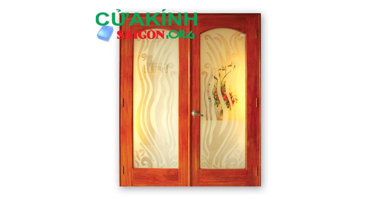 Cửa kính cường lực trang trí hoa văn tạo sắc màu mới cho không gian hiện đại