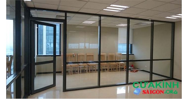 Thi công cửa kính cường lực khung nhôm cao cấp