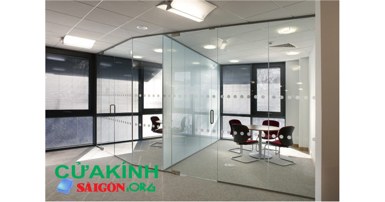 Kính cường lực Quận 5-Ứng dụng của kính cường lực trong đời sống