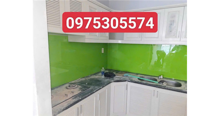 Kính ốp bếp cường lực màu Quận 6 An toàn, bền đẹp, dễ vệ sinh