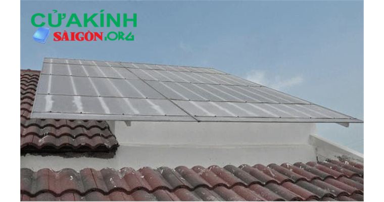 Lắp đặt mái kính cường lực an toàn trang trí ngoại thất