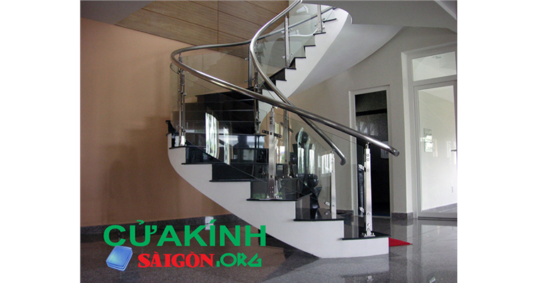 Mẫu trụ cầu thang đẹp, sang chảnh mà lại tiết kiệm vô cùng