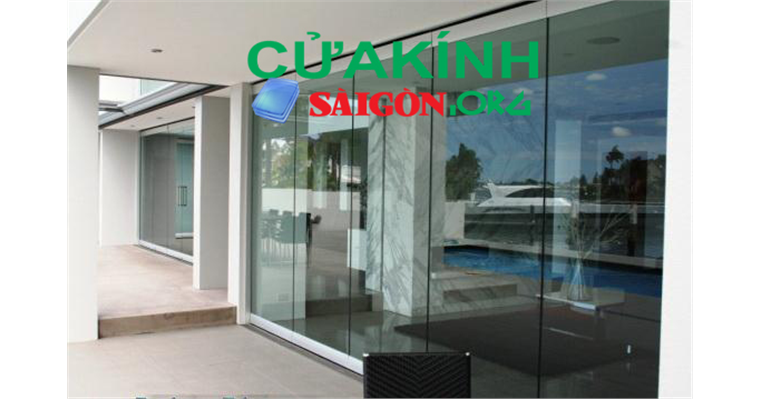 Vách kính cường lực dày 12 mm, báo giá vách kính cường lực 12ly