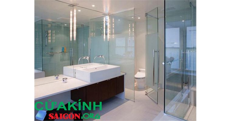 Vách kính tắm cường lực giá rẻ, vách kiếng đứng phòng tắm