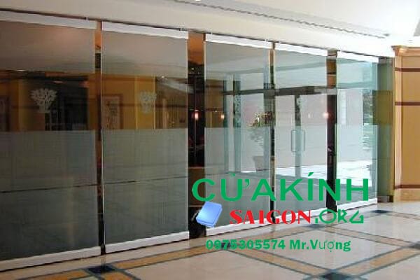 Xưởng gia công kính cường lực
