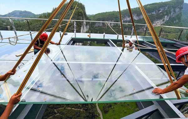 4 Biện pháp thi công mái kính cường lực tốt nhất