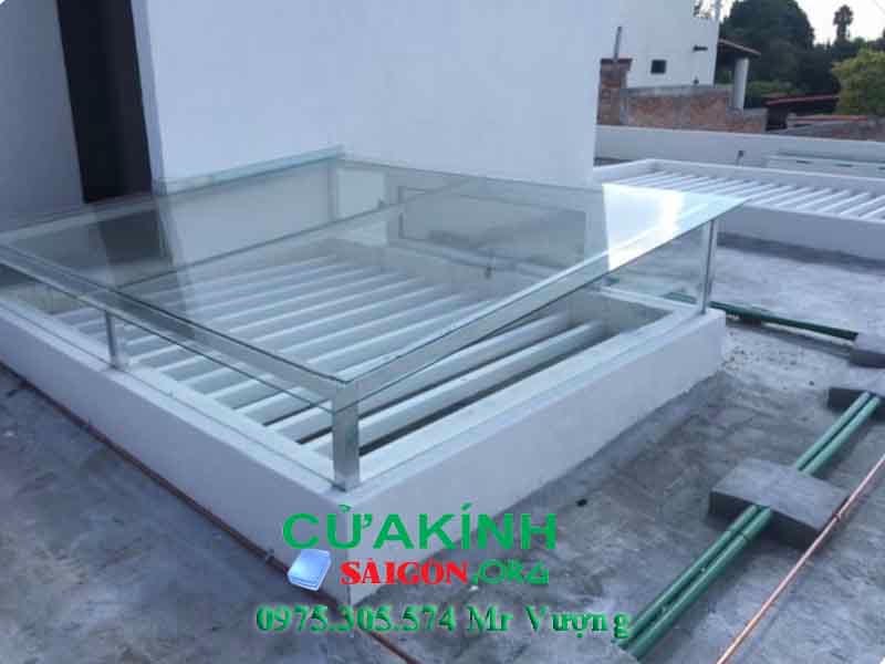Thi công mái kính cường lực giá tốt nhất Củ Chi hcm #1