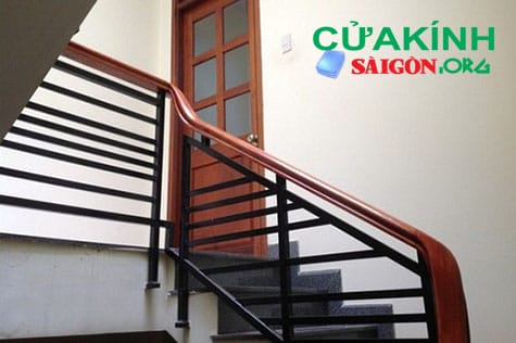 Tay vịn cầu thang gỗ mẫu đẹp kiểu dáng hiện đại tại hcm