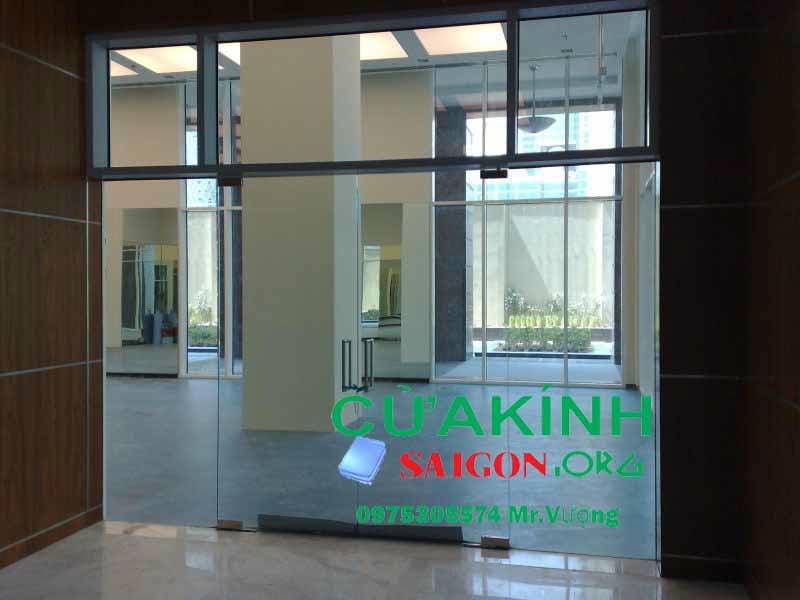 Kính cường lực quận 9