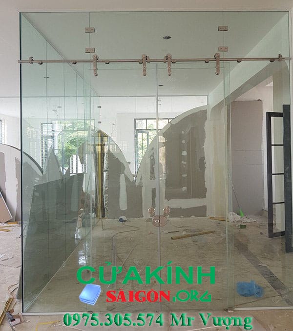 【#1】Thợ sửa cửa nhôm kính tận nơi tại TPHCM