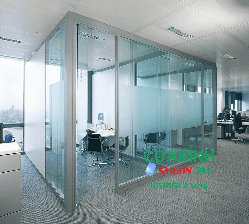 Lắp cửa kính văn phòng ở Bình Tân