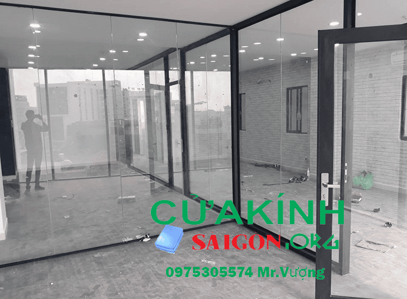 Cửa kính văn phòng cường lực quận 7