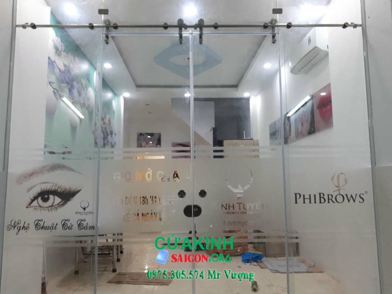  Báo giá làm cửa kính cường lực cạnh tranh nhất TpHCM