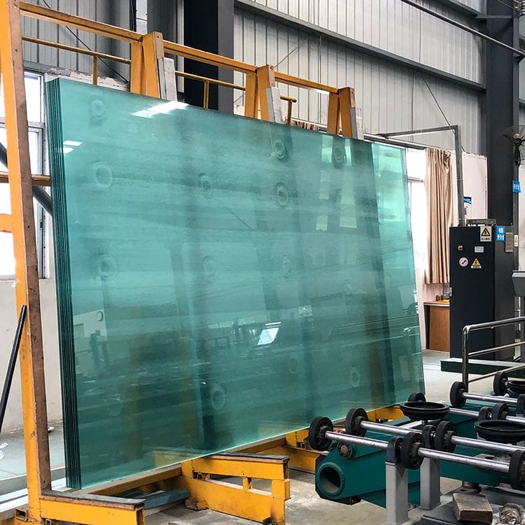 Thợ Kính Cường Lực Gần Đây Q3 - Q10 - Làm Nhanh, Giá Rẻ