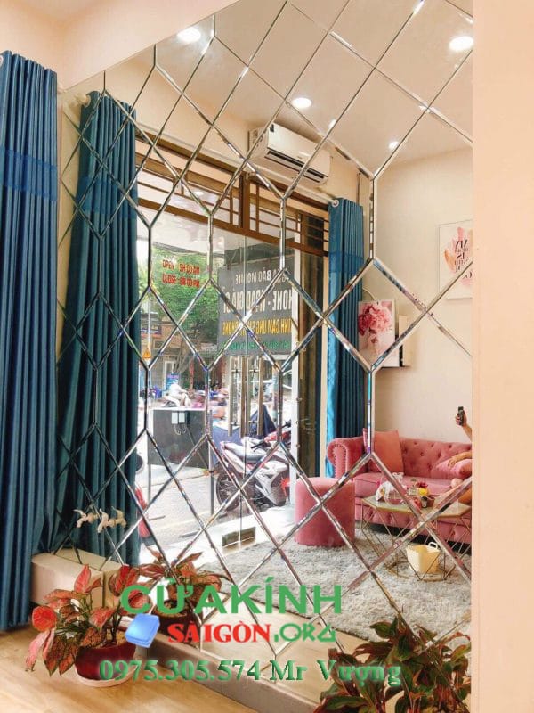 #1 Dịch Vụ Cắt Gương Kính TpHCM Cho Shop, Spa, Salon – Đẹp & Sang Trọng