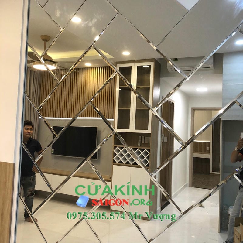 #1 Xưởng Cắt Gương Kính Gia Công Theo Mẫu HCM – Bảo Hành Dài Hạn