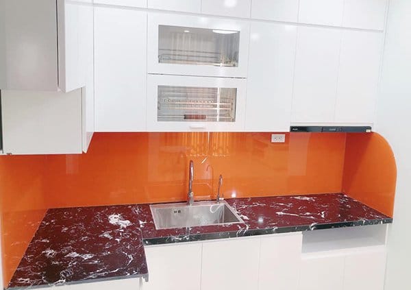 Kính màu ốp bếp chịu nhiệt Quận 11 TP.HCM, An toàn & sang trọng cho bếp