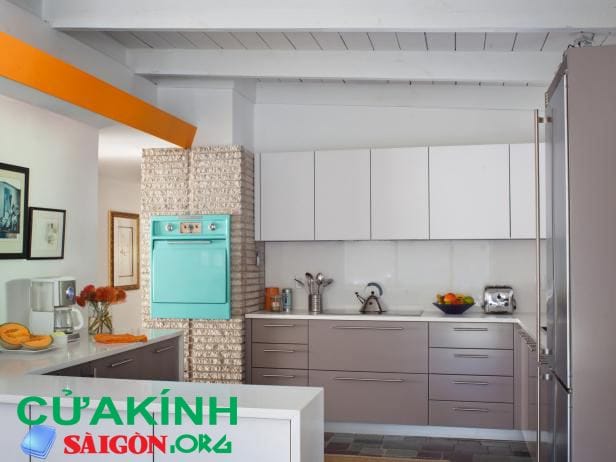 Kính cường lực dán bếp: Loại nào tốt?