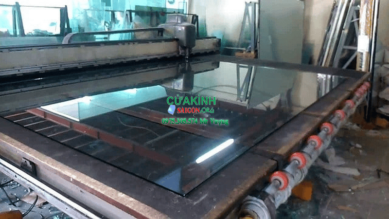 #1 Giá Kính Cường Lực Tại Quận 6 ( TPHCM Năm 2025 )