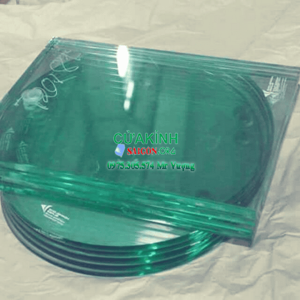 Nhận Cắt Kính Mặt Bàn Tại Quận 7 HCM 【30 Phút có mặt】