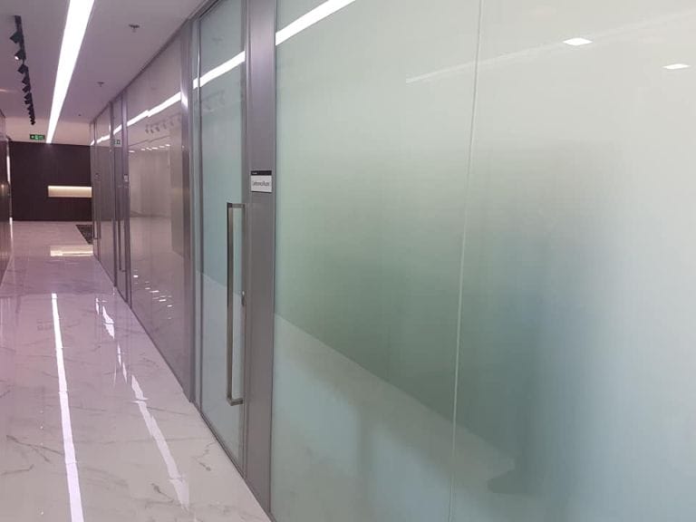 Gương trang trí sảnh khách sạn tphcm