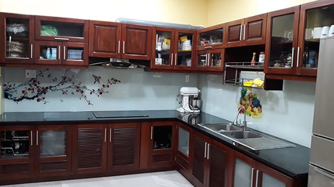 #1 Kính màu cường lực ốp bếp Quận 3 - Có mặt ngay 24/24