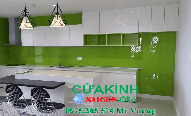 Địa chỉ thi công kính ốp bếp uy tín, giá rẻ ở TP.HCM