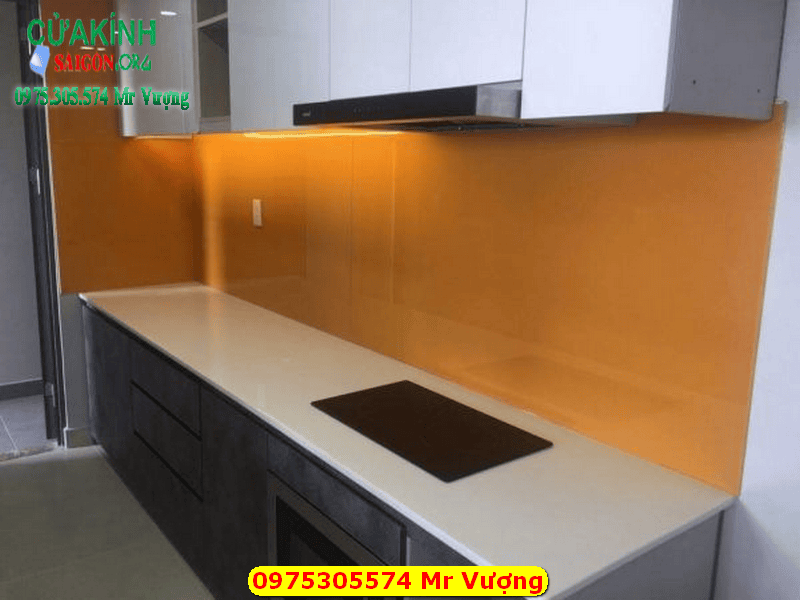 [ *& ] Kinh màu ốp bếp quận 1