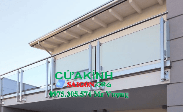 Lan Can Kính Cường Lực Phú Nhuận HCM | Thi Công Chuyên Nghiệp [Link]