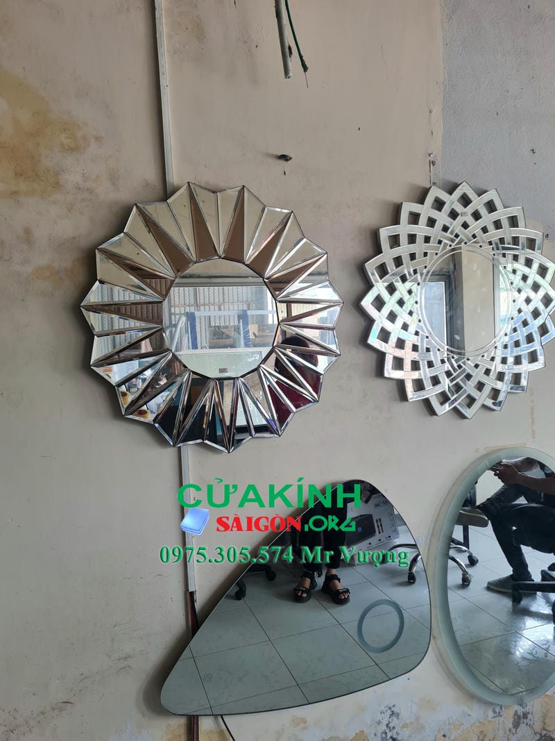 #1 Xưởng cắt gương kính Quận 10 HCM cắt mài theo yêu cầu