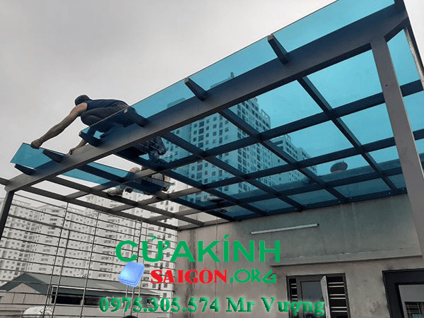 Mái kính sân thượng quận 10 hcm | Đẹp - An Toàn - Giá Tốt