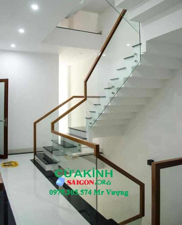 Thợ lắp kính cường lực cầu thang Nhà Bè, Quận 7,8, Tân Bình, Phú Nhuận,...