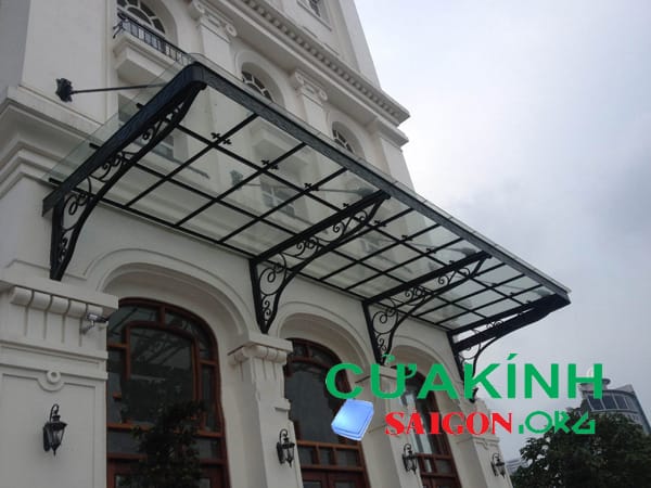 Lắp mái kính cường lực giá rẻ quận 2