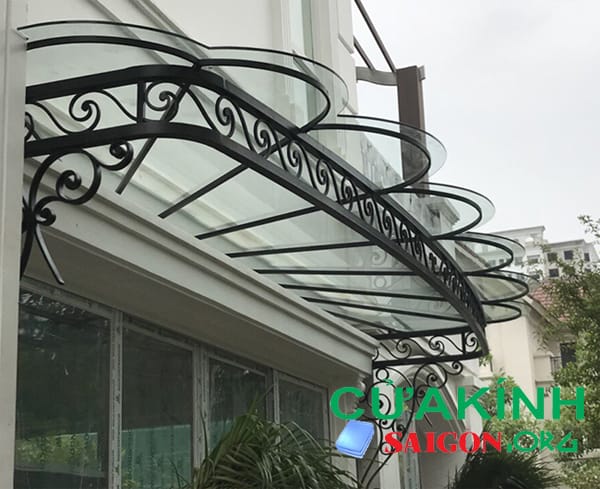 Thi công mái kính cường lực quận 11