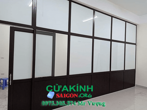 Thợ lắp vách kính cường lực quận Tân Bình - Nhanh chóng