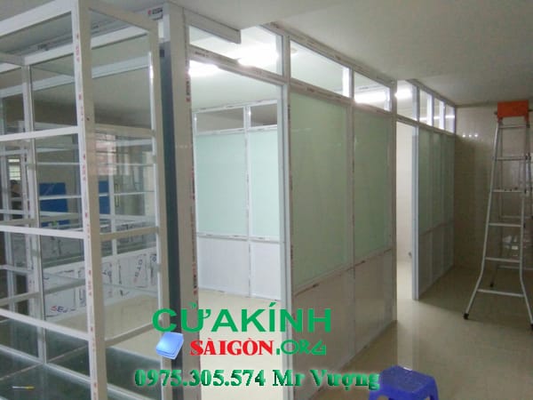 #1 Lắp vách kính văn phòng tại Quận 2 - Tphcm