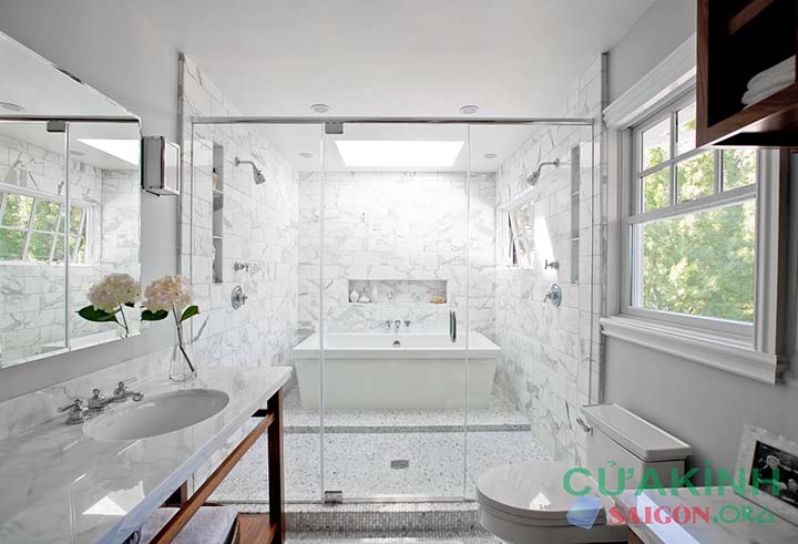 Cửa kính cường lực quận 7 thi công lắp đặt giá rẻ