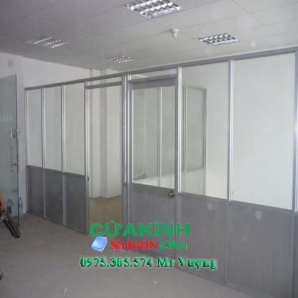 Báo giá vách kính cường lực Bến Lức
