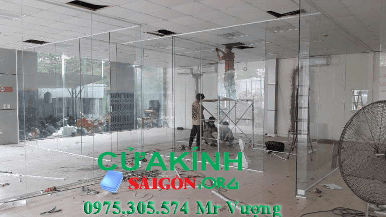 #1 Thi Công Vách Kính Tại Quận 12 TpHCM | Giá mới nhất 2025