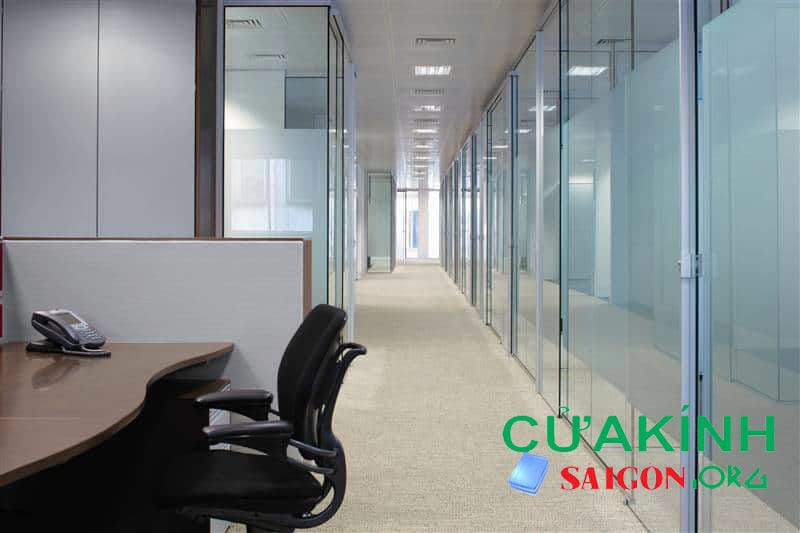 Cung cấp lắp đặt vách ngăn kính tại quận 7