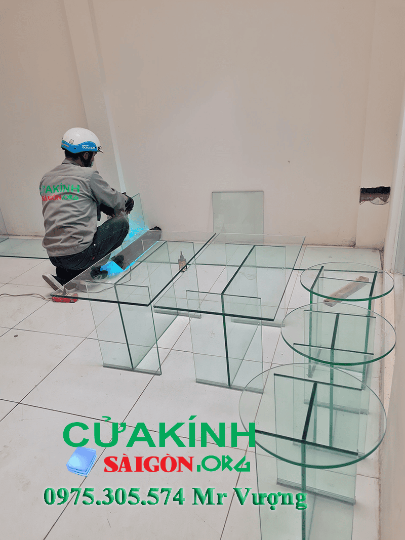 Xưởng cắt kính quận 1 giá rẻ