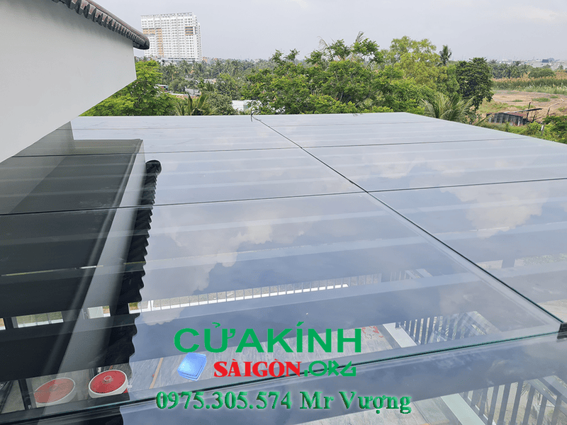 Lắp mái kính cường lực hcm