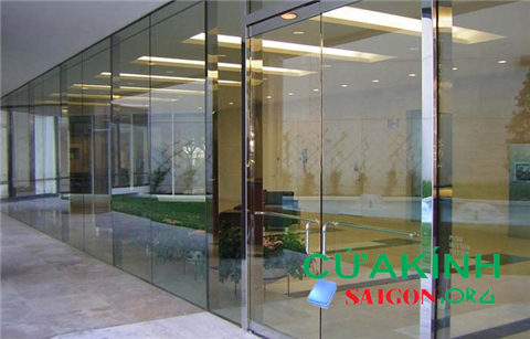 Kính cường lực tại quận 2