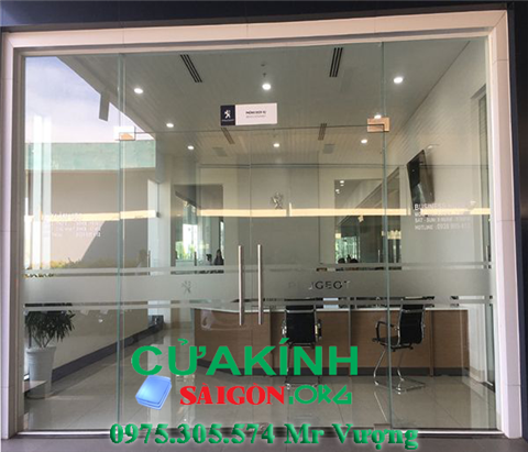 Lắp đặt cửa nhôm kính cao cấp Quận 4 [Thợ giỏi] - 2025