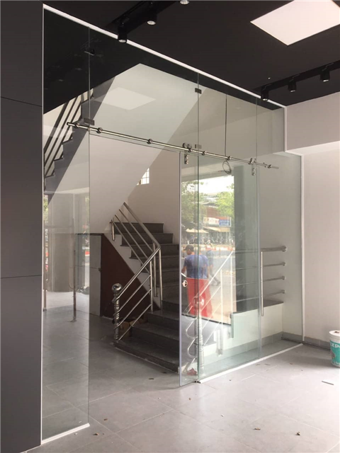 Lắp Kính Đẹp TPHCM | Báo Giá Kính Cường Lực Giá Rẻ, Uy Tín