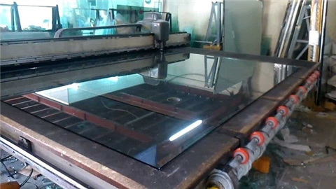 Kính Cường Lực Thủ Đức HCM | Thi Công Kính Văn Phòng, Chuyên Nghiệp