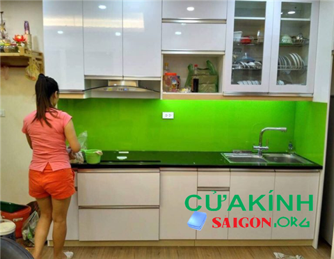 Kính màu ốp bếp huyện Cần Giờ 