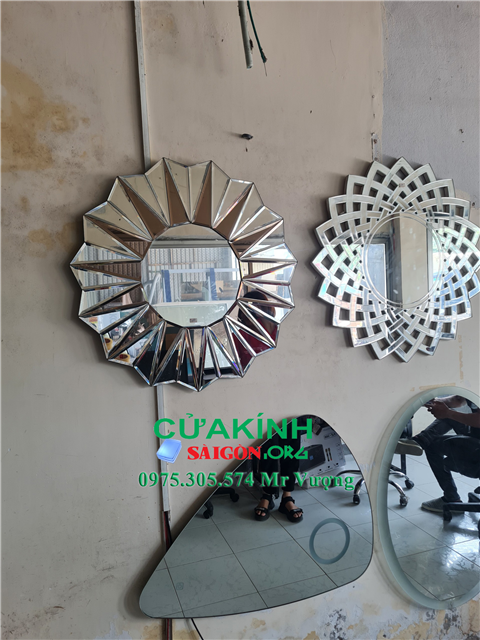 #1 Xưởng cắt gương kính Quận 10 HCM cắt mài theo yêu cầu