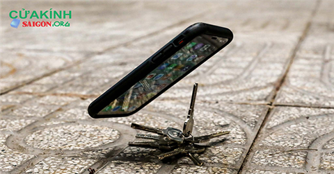 Bỏ túi những siêu bí quyết về cách dán kính cường lực dễ dàng nhất